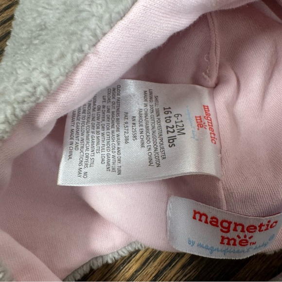 Magnetic me winter hat with ears - Picture 2 of 3